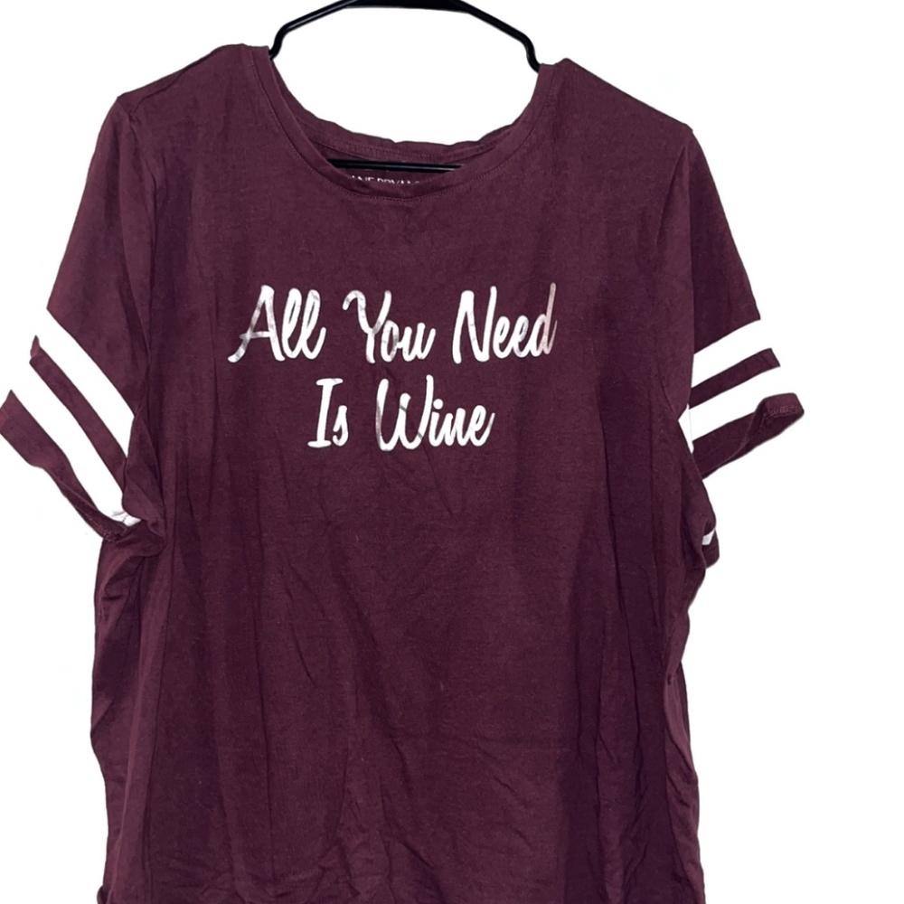 varsity tshrt, size 22/24